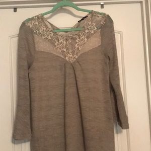 Women’s boutique top